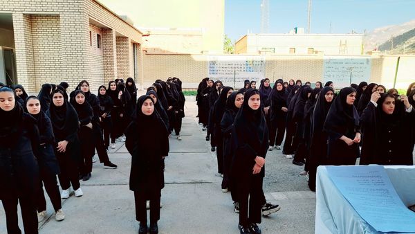 نواخته شدن زنگ مهر در  مدارس شهرستان لنده