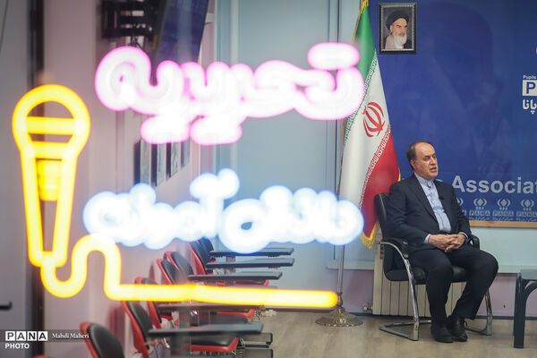 بازدید نایب رئیس مجلس شورای اسلامی از خبرگزاری پانا