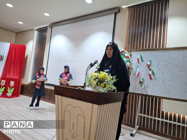 برگزاری مراسم یاوران انقلاب در دبستان آرمینه مصلی نژاد ناحیه ۶ مشهد 