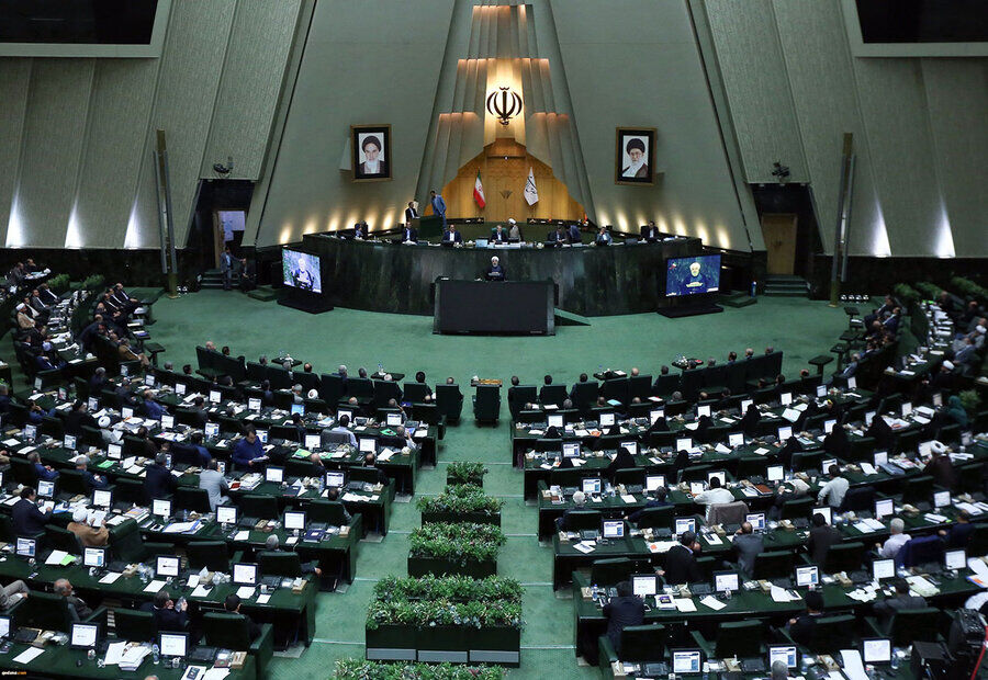 برگزاری نشست غیرعلنی مجلس برای بررسی وضعیت اقتصادی کشور