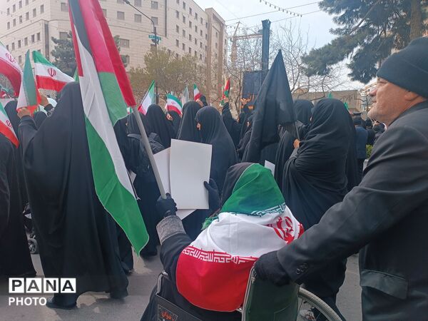 راهپیمایی روز قدس همراه با تشییع پیکر شهید مجتبی پارسا روش