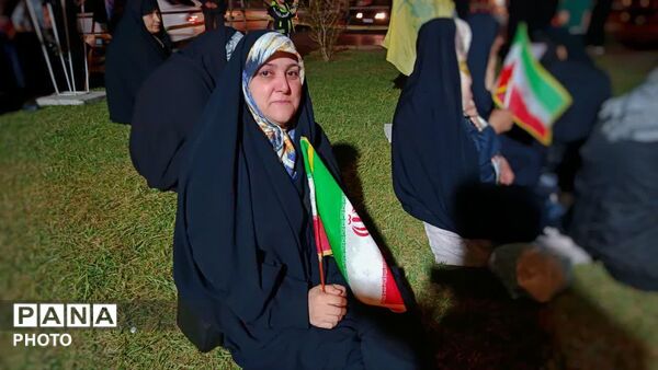 آیینه امید در اجتماعات مشهد