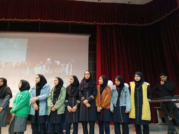 جشن دانش‌آموزی دختران صفادشت ملارد