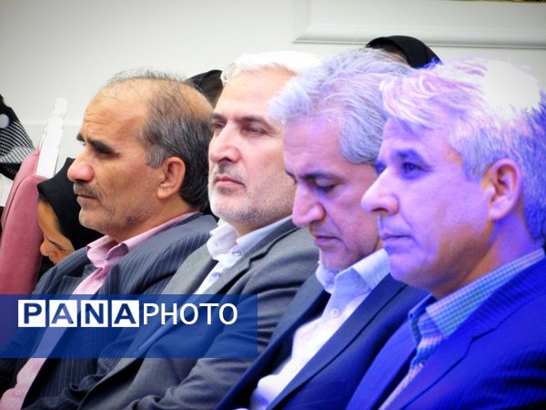 از رتبه برتر های کشوری و استانی جشنواره خوارزمی تجلیل شد