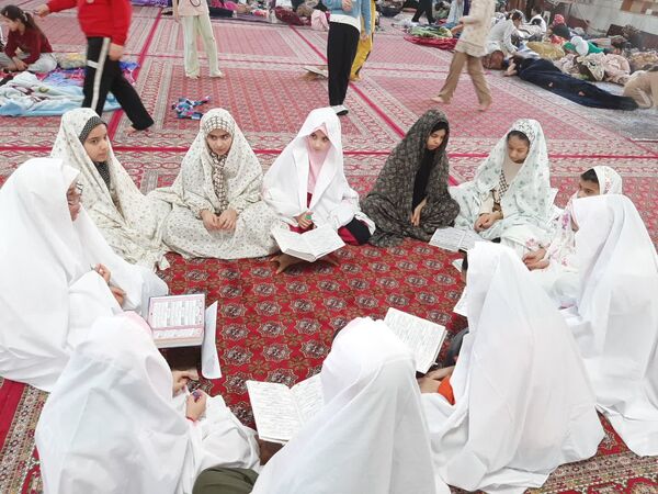دومین روز از اعتکاف دانش‌آموزی در مسجد امام حسن شهرستان گالیکش