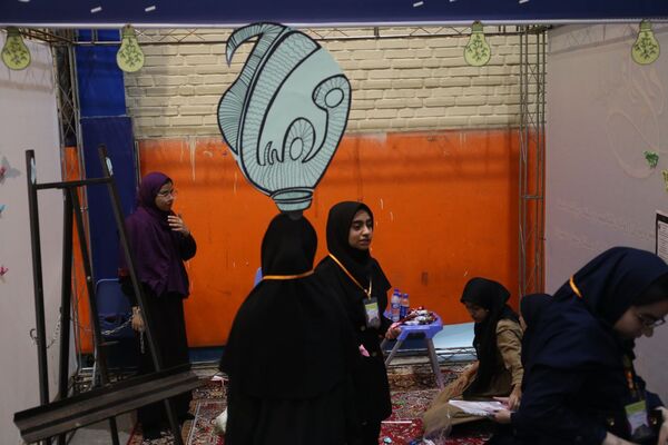 رقابت در رشته مفاهیم کنگره قرآنی سمپادی‌ها