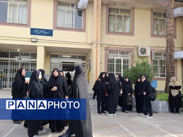 کلاس‌های پیش نیاز سال تحصیلی در مدرسه شاهد تقوا پیشگان 