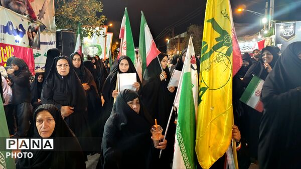 تجمع مردمی در پلدختر برای حمایت از ایران