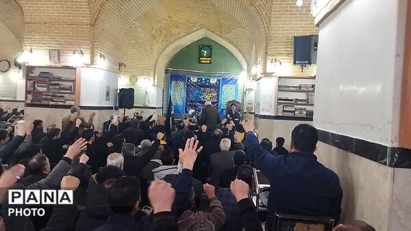 عزاداری مردم نیشابور برای شهادت رهبر عزیز انقلاب اسلامی 