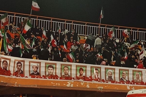 نوای همبستگی در ورزشگاه شهید باهنر کرمان