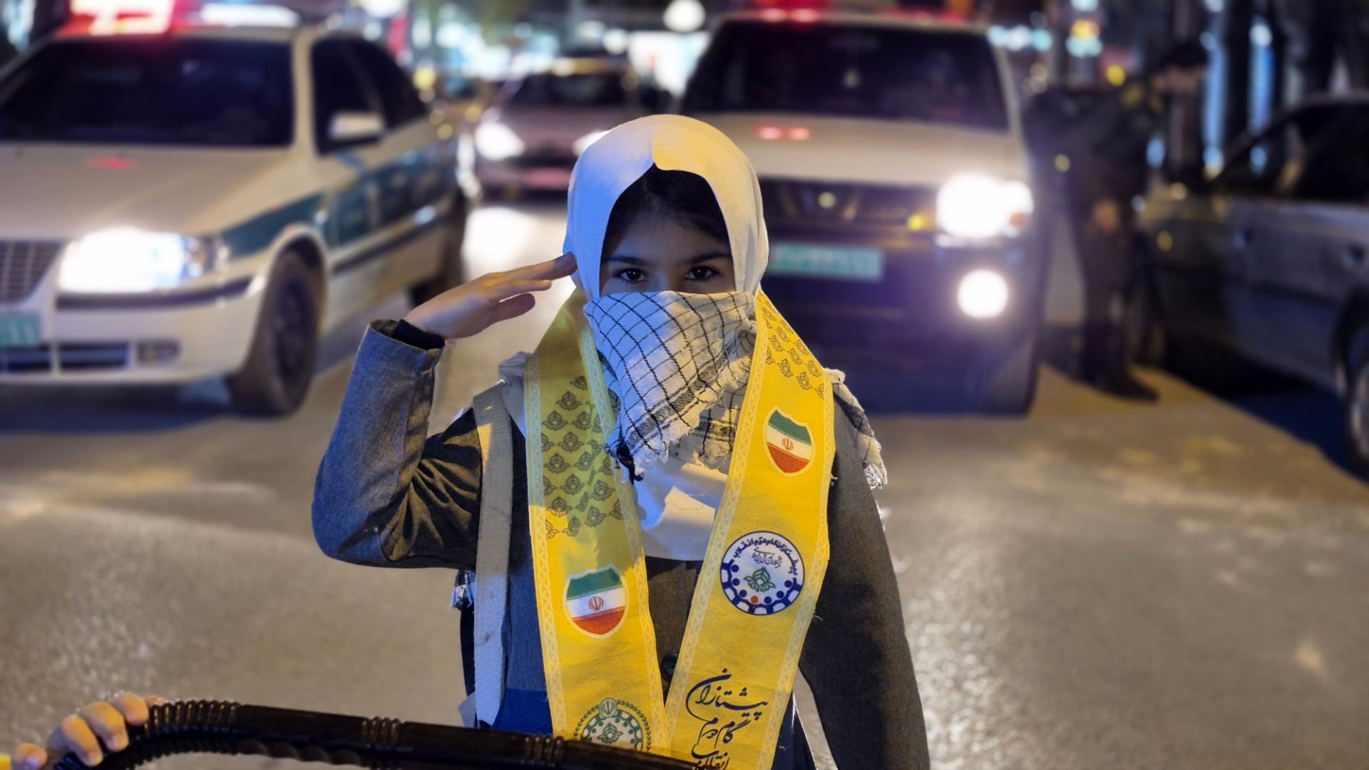 طنین رجزهای دانش‌آموزان پیشتاز در همایش شبانه‌ فارسان