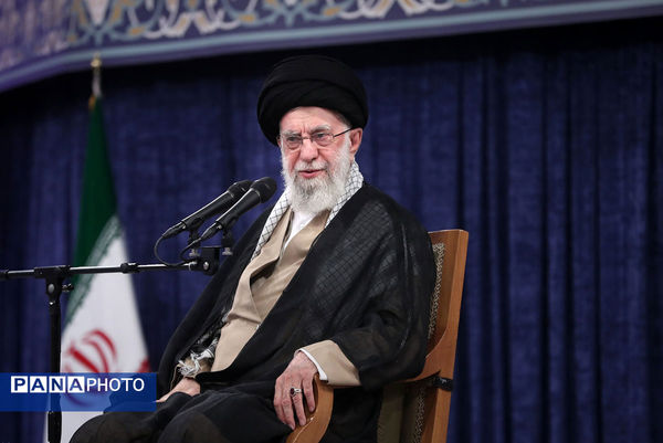 دیدار مسئولان و کارگزاران حج با رهبر انقلاب اسلامی