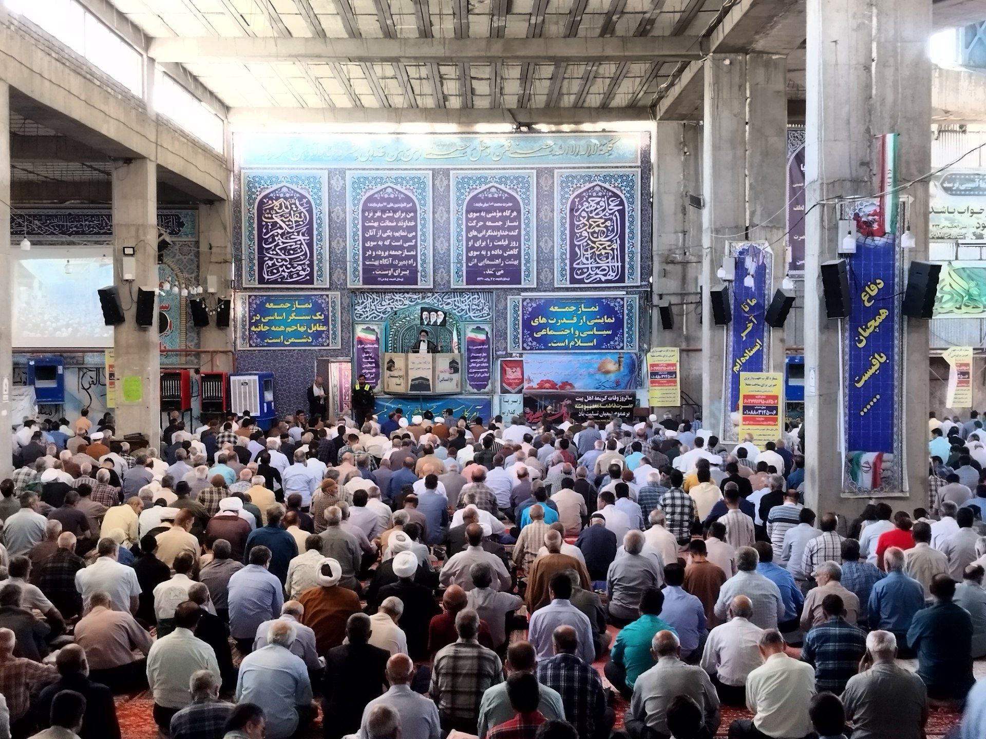 آخرین نماز جمعه شهریور ماه در مسجد جامع شهرستان نیشابور