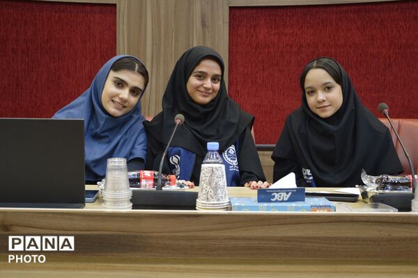 نشست خبری مدیرکل آموزش و پرورش شهرستان‌های استان تهران با خبرنگاران پانا