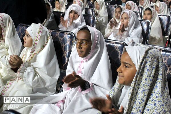 جشن تکلیف فرشته های زمینی در میدان ایثار جوادآباد