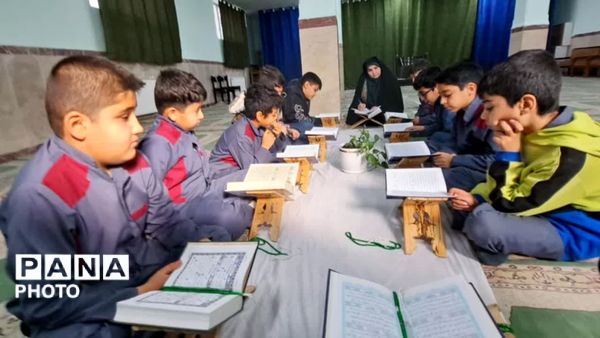 فرشته های نور در محفل انس با قرآن مدرسه ایمان