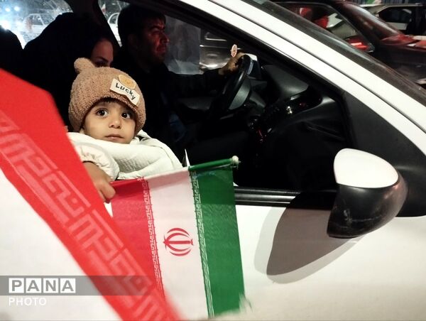  بی‌تابِ میناب، در سوگِ رهبر و لاله های کوچک