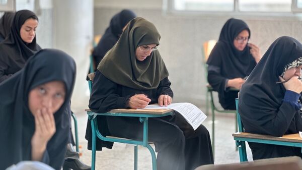 برگزاری آزمون جذب مدرسان آموزش خانواده استان مرکزی