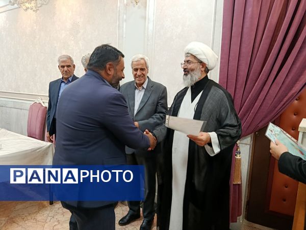 مراسم تجلیل از عوامل هیئت فرهنگیان و دانش آموزی شهرستان کاشمر 