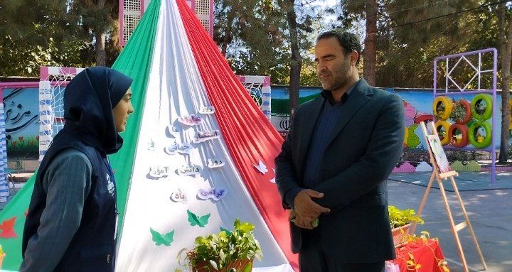 مراسم سیزده‌آبان در دبستان دخترانه شاهد شهید ناصری ناحیه دو