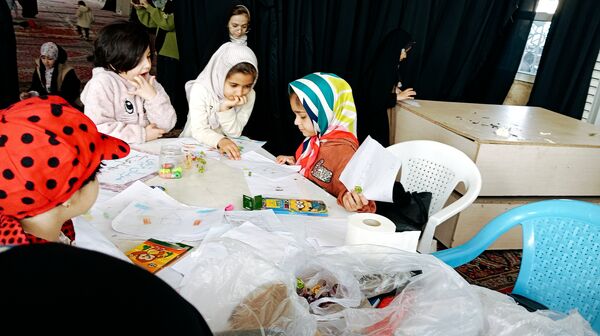 برپایی غرفه کودک در نمازجمعه شهرستان کاشمر 