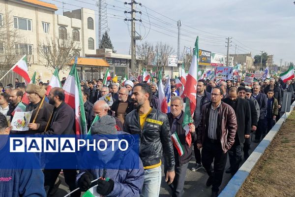 ۲۲ بهمن در فشافویه؛ تجلی شور انقلابی در میان نسل آینده‌ساز