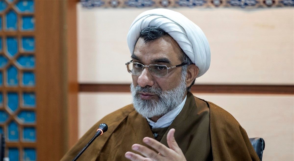 ملاک حکمرانی ما نباید حزب سیاسی باشد
