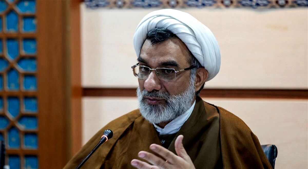 توضیح دبیر شورای عالی انقلاب فرهنگی درباره افزایش سن دانشگاه فرهنگیان