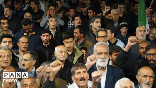 پنجاه شب میدان داری وحدت و همبستگی