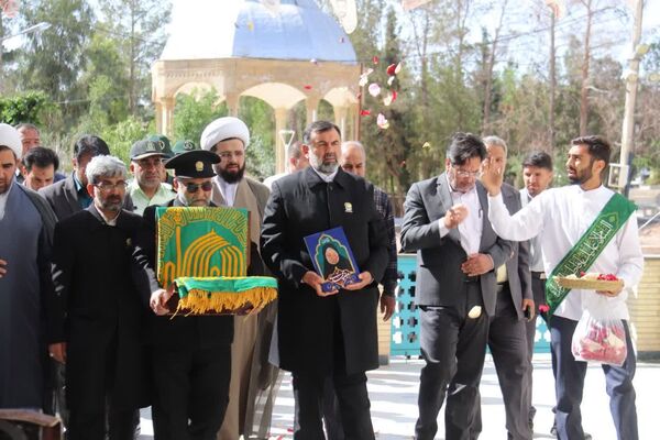 ابرکوه، میزبان خدام حرم رضوی