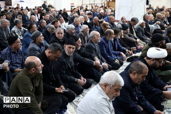 گرامیداشت اربعین رهبر شهید انقلاب و شهدای جنگ رمضان در نماز جمعه باقرشهر و کهریزک 