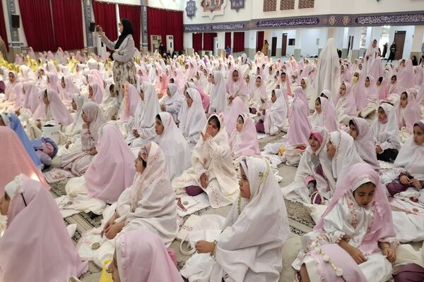 جشن تکلیف دانش‌آموزان دختر شهرستان بویراحمد