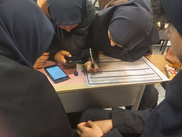 مسابقه بزرگ لیگ دانش آموزی جت مدارس منطقه ۵ تهران