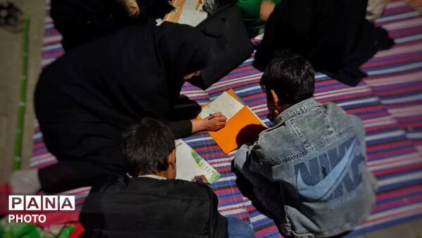 آیینه امید در اجتماعات مشهد