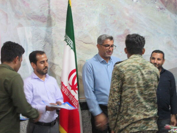 تجلیل از دانش‌آموزان خبرنگار پانای شهرستان بشاگرد 