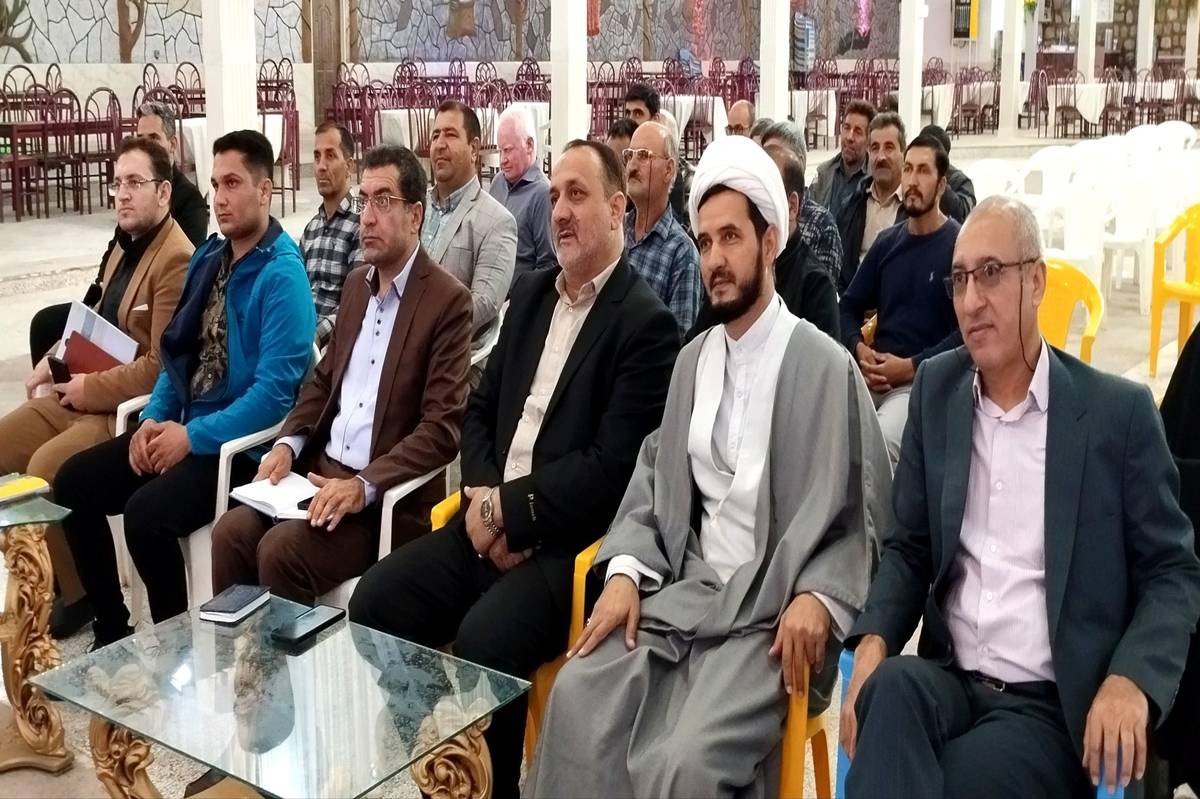 خانه و مدرسه برای موفقیت دانش‌آموز نقش اساسی دارند