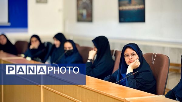 برگزاری دوازدهمین دوره‌ انتخابات مجلس دانش‌آموزی استان مرکزی در بخش دختران