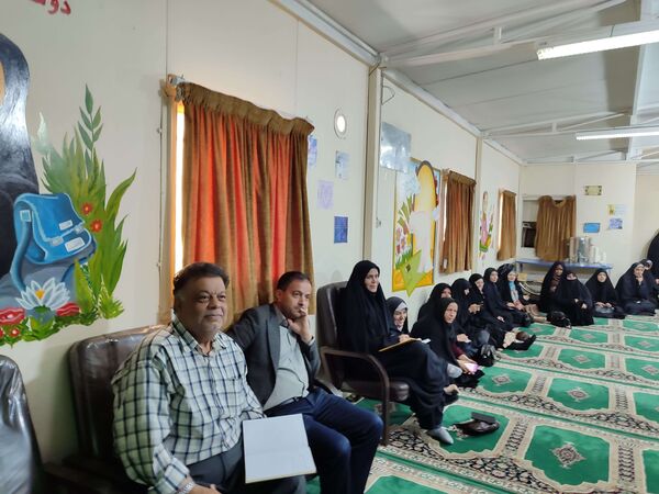 برگزاری جلسه آموزش خانواده در دبستان شاهد حاج تقی آقا بزرگ مشهد