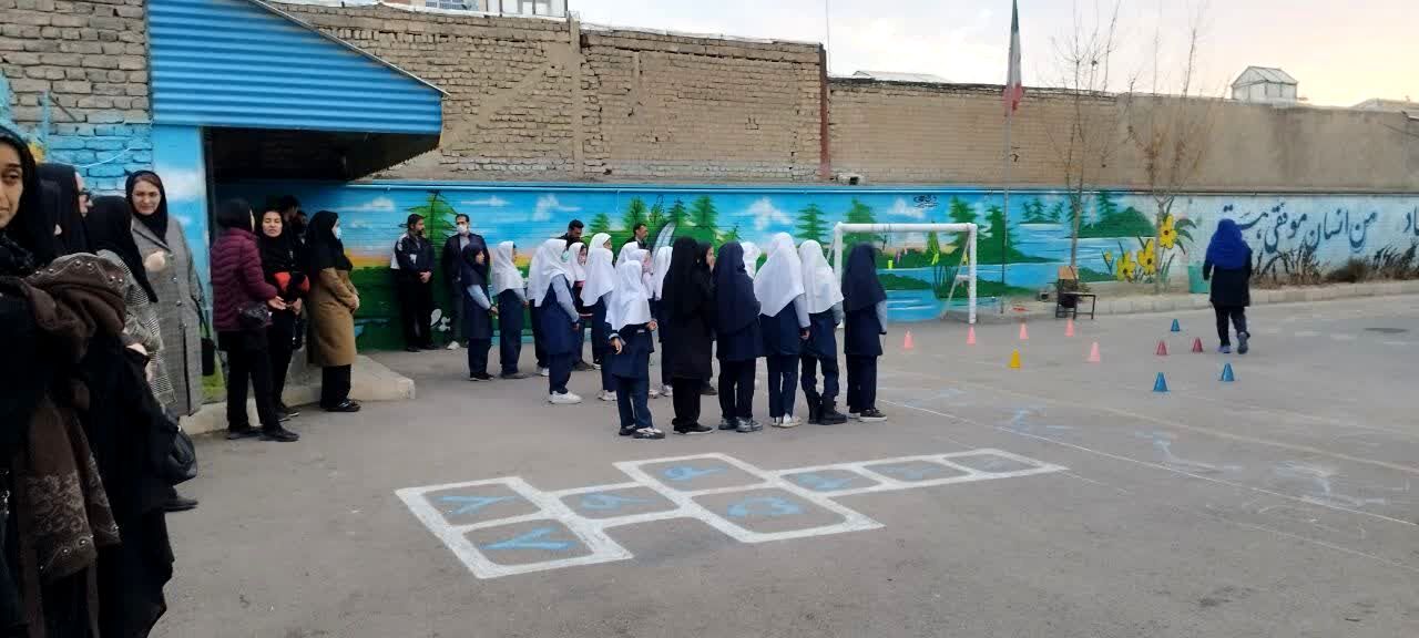 کارگاه آموزشی مدرسه حیات «حلقه‌های یادگیری تربیت‌بدنی» در مدرسه شهید احمد خاقانی شهرستان شیروان