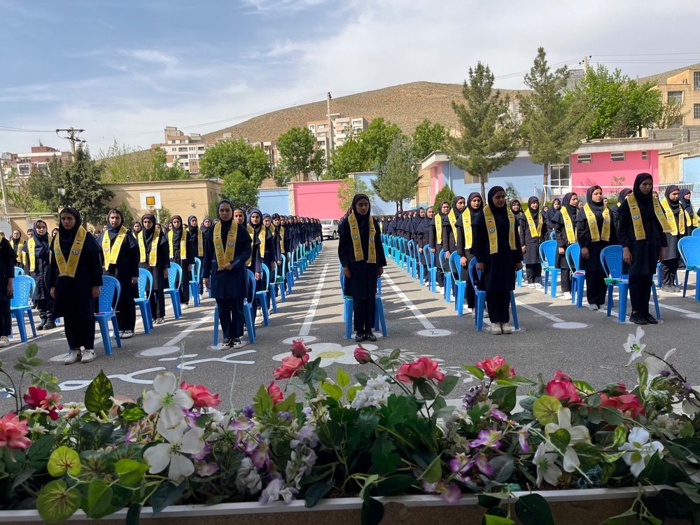  بازدید ارزیاب تخصصی سازمان دانش‌آموزی از فعالیت‌های مدارس تشکیلاتی سازمان دانش‌آموزی مناطق ۱۷ گانه استان چهارمحال وبختیاری