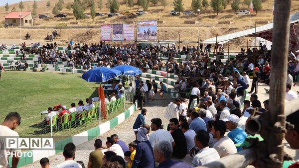 برگزاری مسابقات کشتی باچوخه در آشخانه
