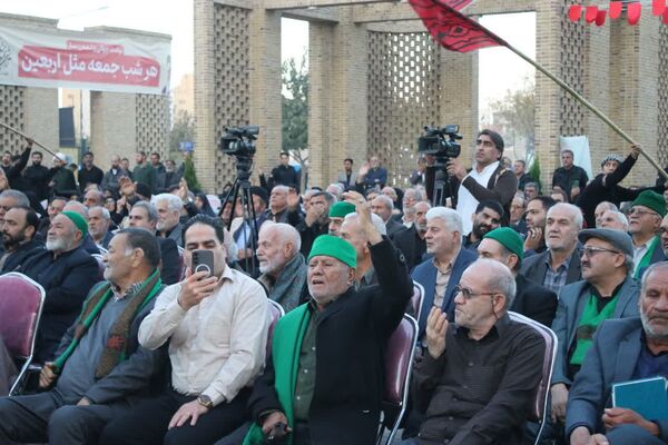 استقبال باشکوه مجاوران امام مهربانی‌ها از میهمانان بیست و دومین اجلاسیه بین‌المللی پیرغلامان حسینی در مشهد
