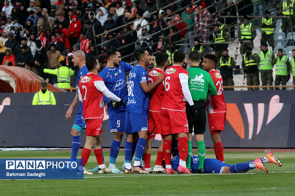 سرخابی‌ها نقره داغ شدند