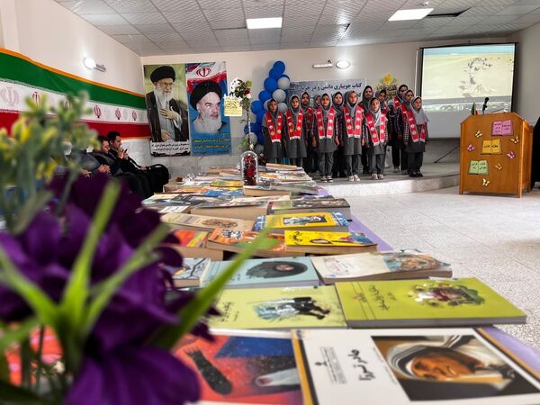 افتتاح نمایشگاه کتاب در کانون‌های فرهنگی‌تربیتی نوخندان