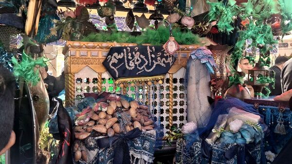 روایت اشک و ارادت عاشقان در سوگ وفات حضرت معصومه(س)