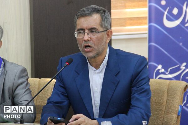 نشست صمیمی مدیرکل آموزش و پرورش استان همدان با خبرنگاران پانا