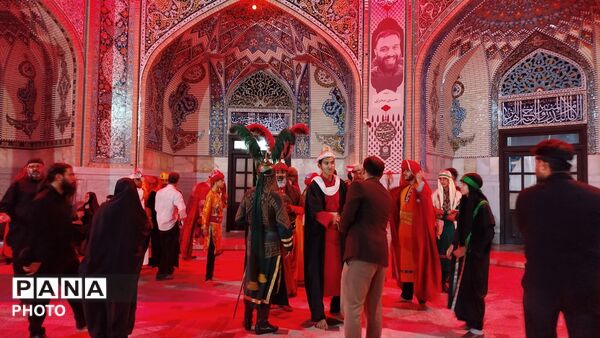 اجتماع بزرگ مردم نیشابور در پنجم محرم در حرم امام رضا (ع)