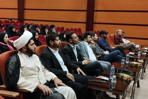 دوره ارتباط موثر با نوجوانان در ناحیه ۲ بهارستان