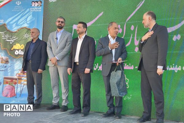 روایت تصویری آیین بازگشایی مدارس در دبستان منصور نفر منطقه ۴