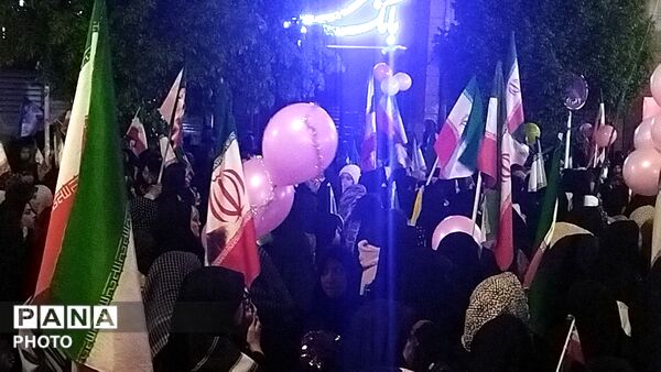 دختران نیشابوری در صف اول تجمعات-۱